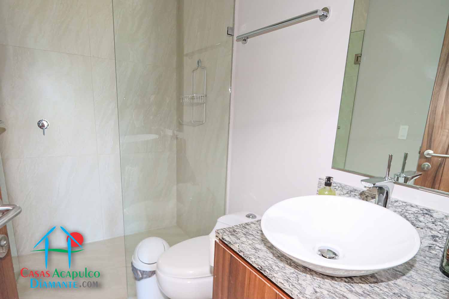 La Isla Emerald B8 - Recámara dos 4